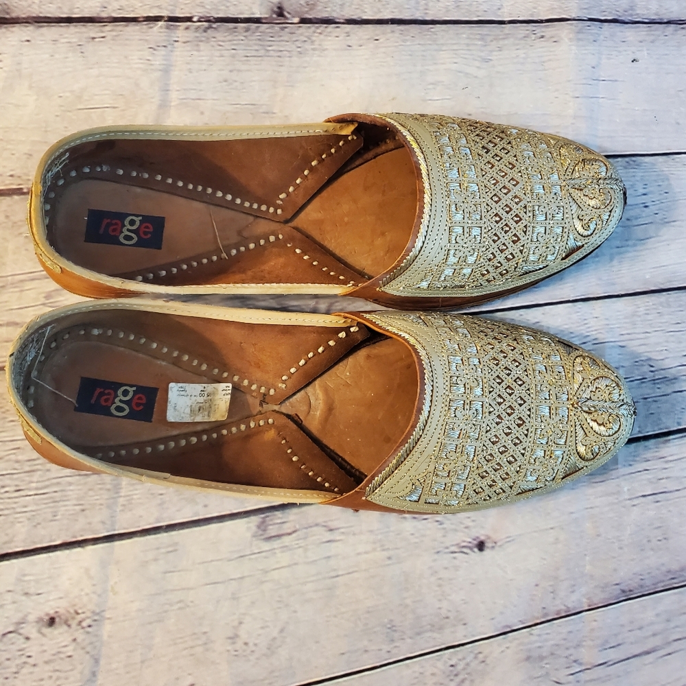 RAGE HANDMADE INDIA MEN'S SHOE'S TAN GOLD EMBROIDERED SIZE 12 LOOK AT PICTURE